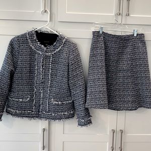 Lined suit, blue and navy